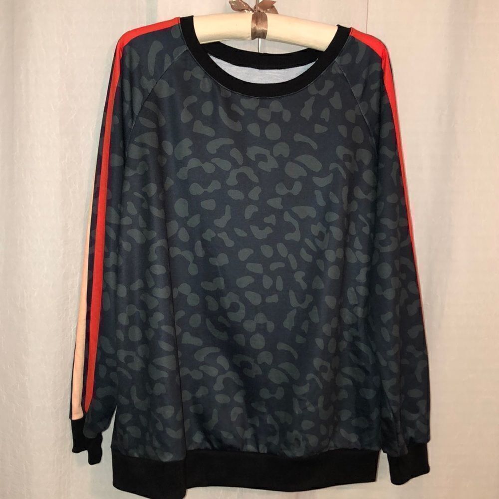 Shein XL Crewneck Pullover Terry Cloth Inside Camo Black Green Sweatshirt Stripe